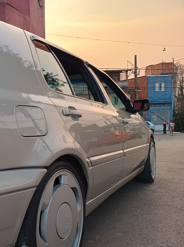 Carro polido